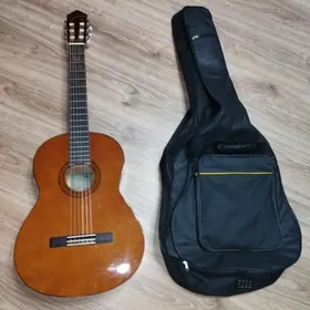 Гитара Yamaha c-40