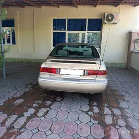 Toyota Camry 2000