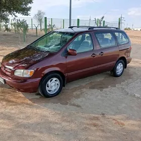 Toyota Sienna 2000