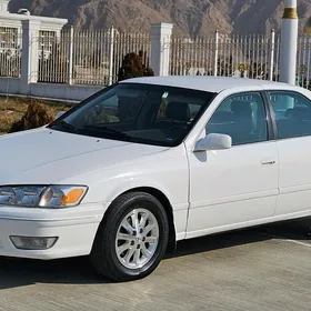 Toyota Camry 2000
