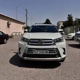 Toyota Highlander 2018