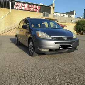 Toyota Sienna 2005