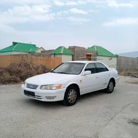 Toyota Camry 2001