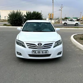 Toyota Camry 2011