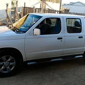 Nissan Navara 1999