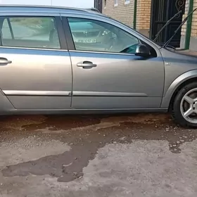Opel Astra 2004