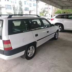 Opel Astra 1996