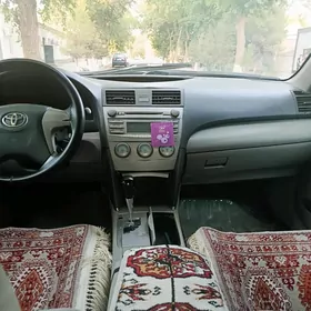 Toyota Avalon 2011