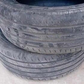215/55R17