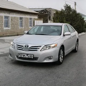 Toyota Camry 2011