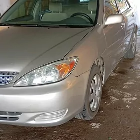 Toyota Camry 2004