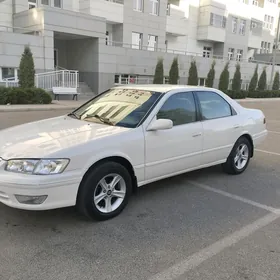 Toyota Camry 1999