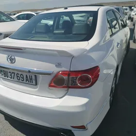 Toyota Corolla 2012