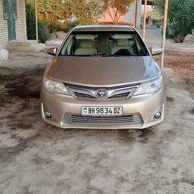 Toyota Camry 2012