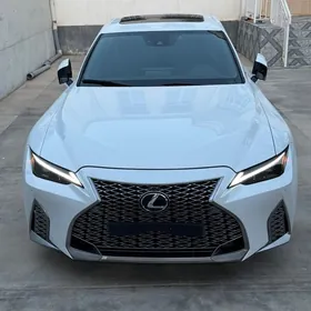 Lexus IS 350 2021