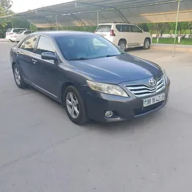 Toyota Camry 2011
