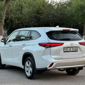 Toyota Highlander 2020