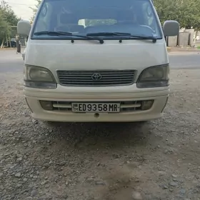 Toyota Hiace 2002