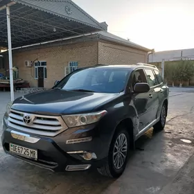Toyota Highlander 2011