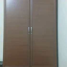 Mebel eṣik salynyan ṣkaf