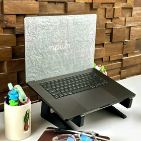 MacBook Pro/RAM 128/SSD 2TB