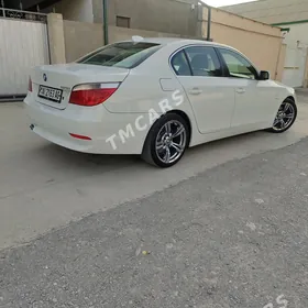 BMW E60 2005