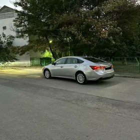 Toyota Avalon 2018