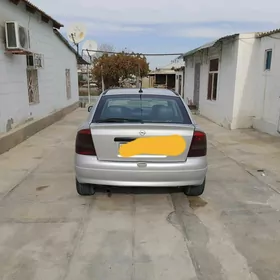 Opel Astra 1999