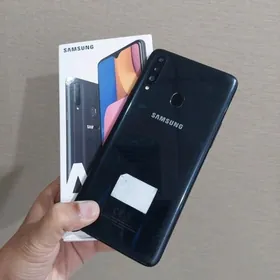 Samsung A20S