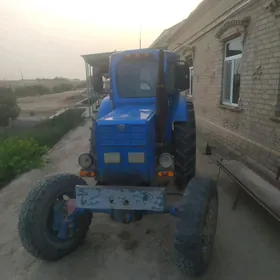Belarus 320 1990
