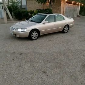 Toyota Camry 1998