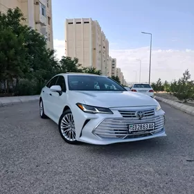Toyota Avalon 2019