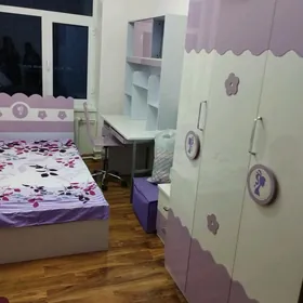 Подростковый спальный гарнитур