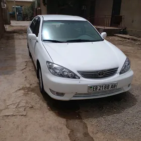 Toyota Camry 2005