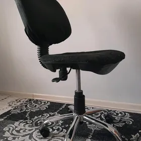 Kompyuter stol, kreslo
