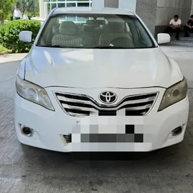 Toyota Camry 2010