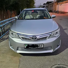 Toyota Camry 2013