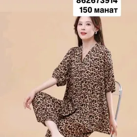 ЖЕНСКИЙ КОСТЮМ ДВОЙКА