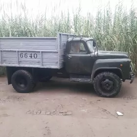 Gaz 52 1985