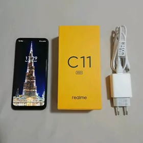 realmı c11