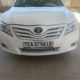 Toyota Camry 2010