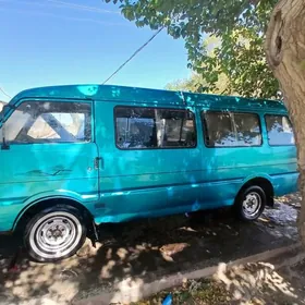 Toyota Hiace 1999
