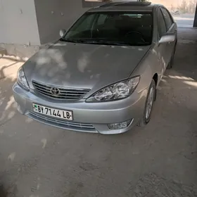 Toyota Camry 2004