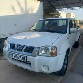 Nissan Navara 2011