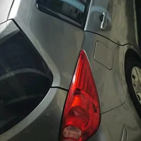 Nissan Versa 2010