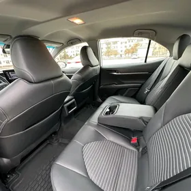 Toyota Camry 2023