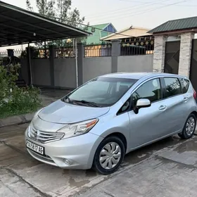 Nissan Versa 2013