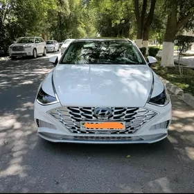 Hyundai Sonata 2021