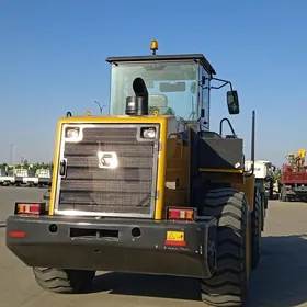 XCMG 500 2025