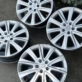 Disga r17 korolla